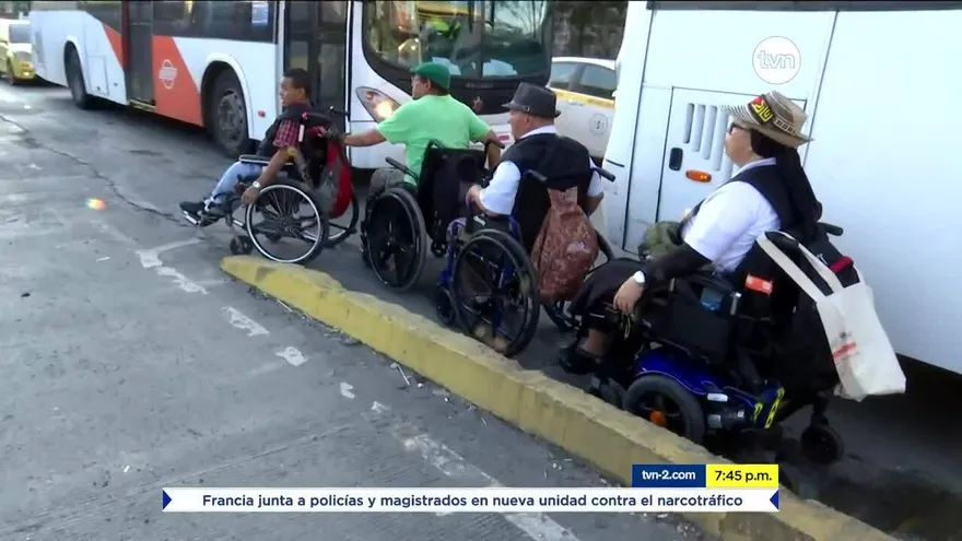 Proponen crear transporte gratuito para personas con discapacidad