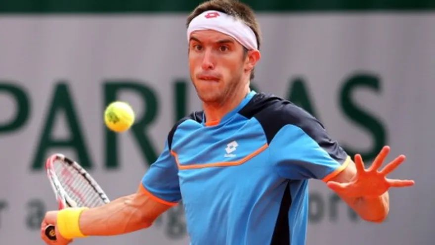 Mayer va a segunda ronda en Halle