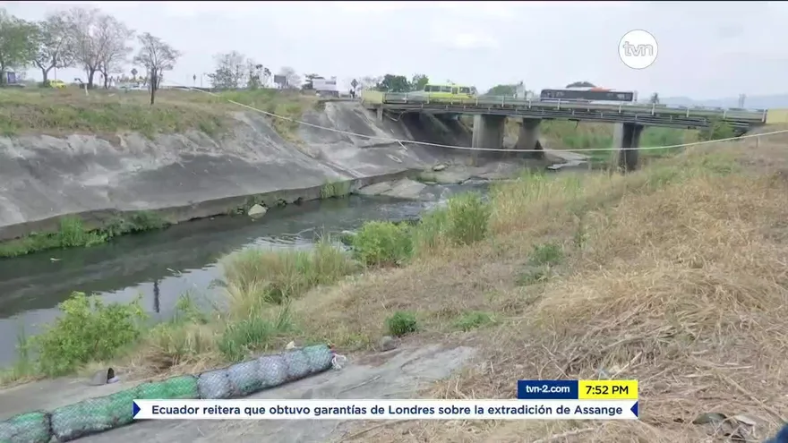 Colocan más barreras para retener basura en los ríos