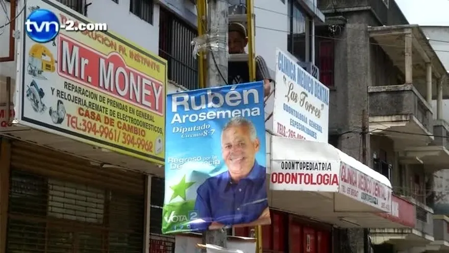 Cuestionan a Alcaldesa por propaganda política en las calles