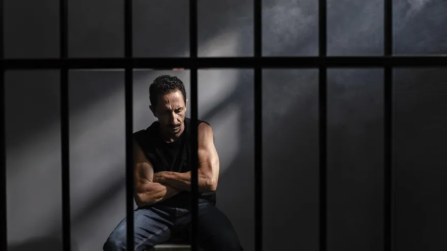 Un hombre encarcelado en una cárcel. Imagen con fines ilustrativos