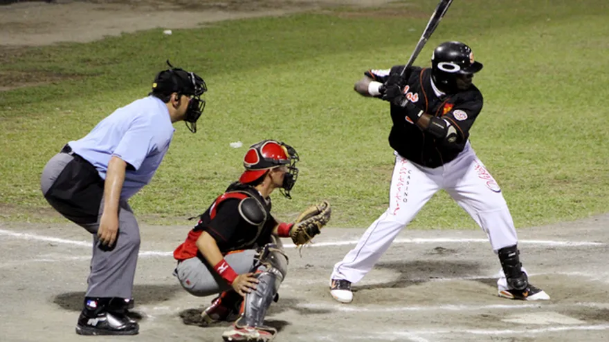 Los Santos imparable y Coclé arrebata invicto a Metro