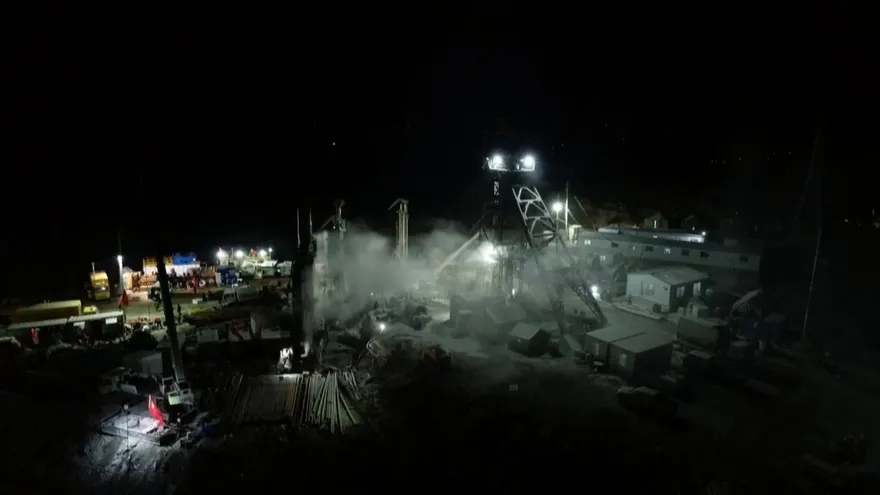 Hallan muertos a nueve de los últimos diez mineros atrapados en China
