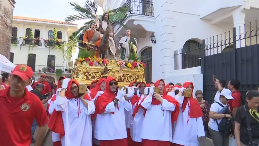 Semana Santa fortalece la identidad cultural y el turismo en Panamá, destaca ministra de Cultura