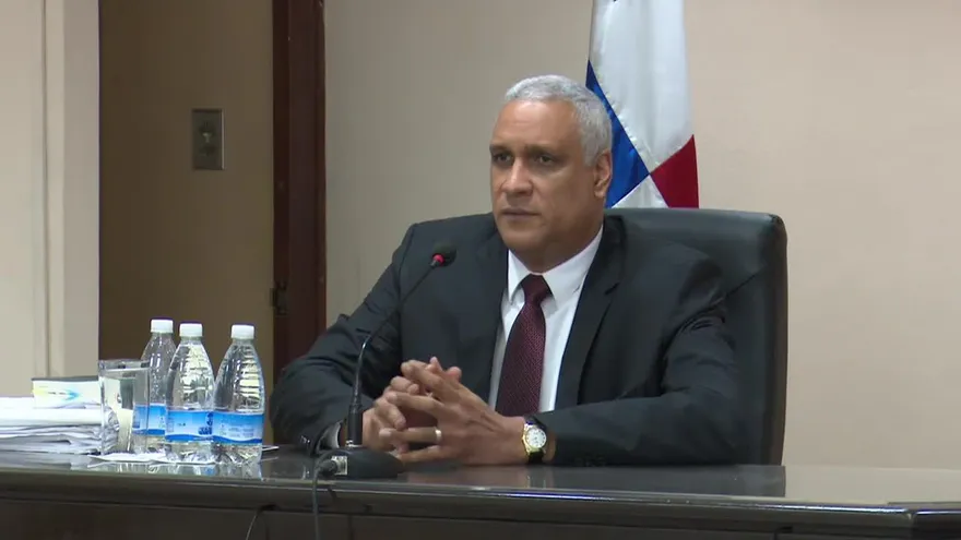 Mejía ordena Medicina Legal evalúe al expresidente Martinelli