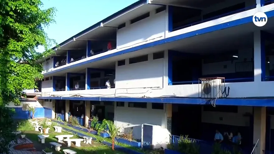 Prevén aumento de matrículas en colegios públicos