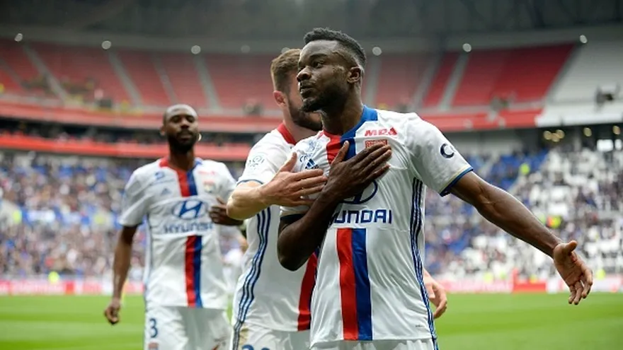 Maxime Cornett anotó el gol del triunfo por el Lyon ante el Nantes