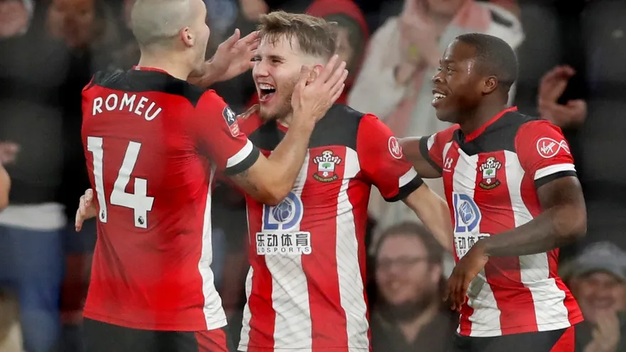 Southampton gana al Shrewsbury y jugará ante Arsenal en la Copa de Inglaterra
