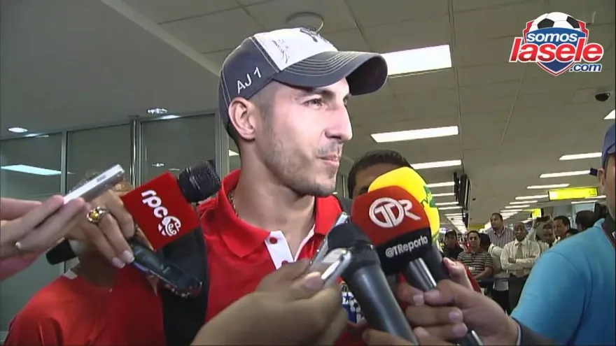 Escucha las declaraciones de Jaime Penedo al llegar a Panamá