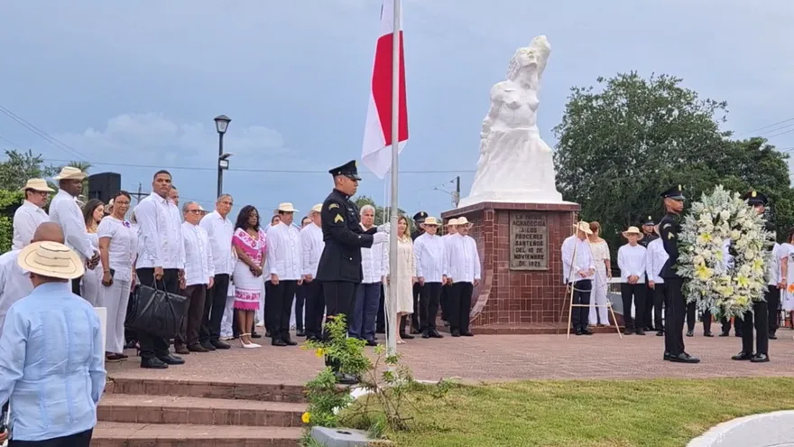 Actos protocolares del 10 de noviembre en La Villa de Los Santos.