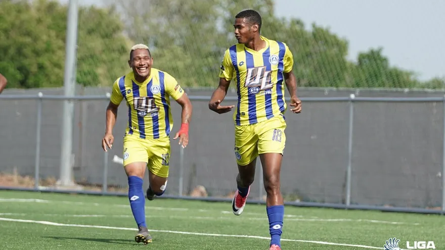 Universitario sumó los tres puntos en Penonomé ante Alianza