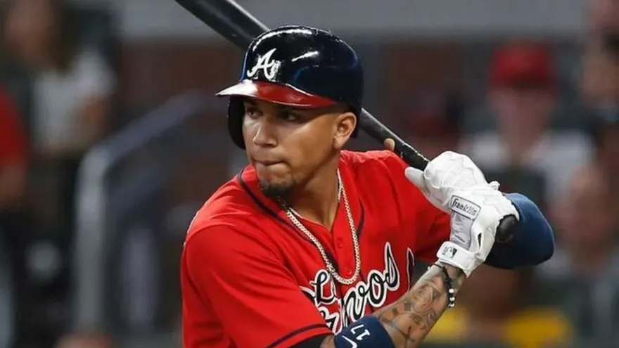 Johan Camargo produce como emergente frente a los Azulejos