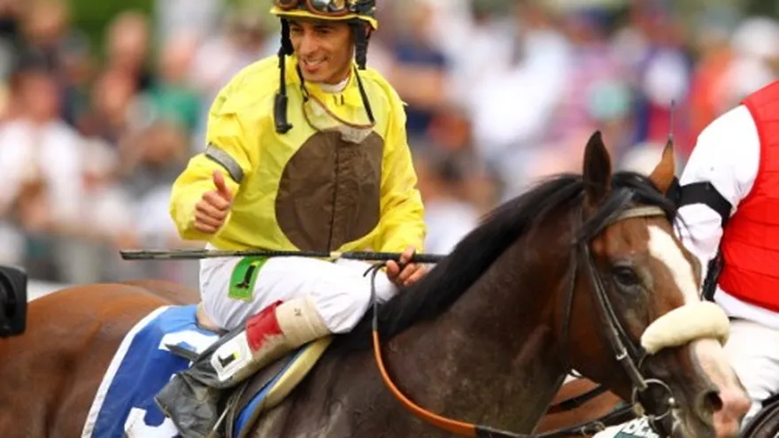 John Velásquez alcanza las 5000 victorias