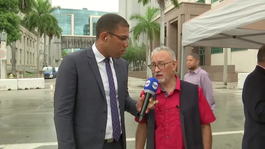 Artista da impresiones tras audiencia de Ricardo Martinelli