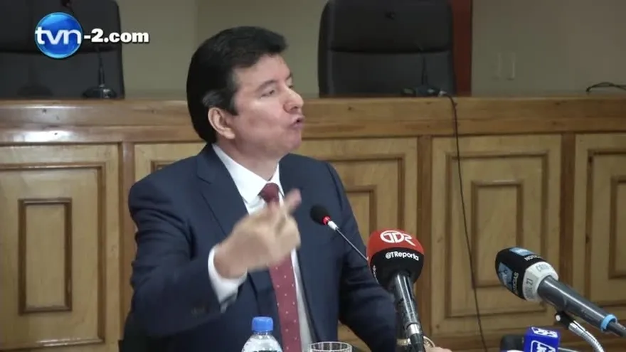 Asamblea admite denuncia contra Moncada Luna