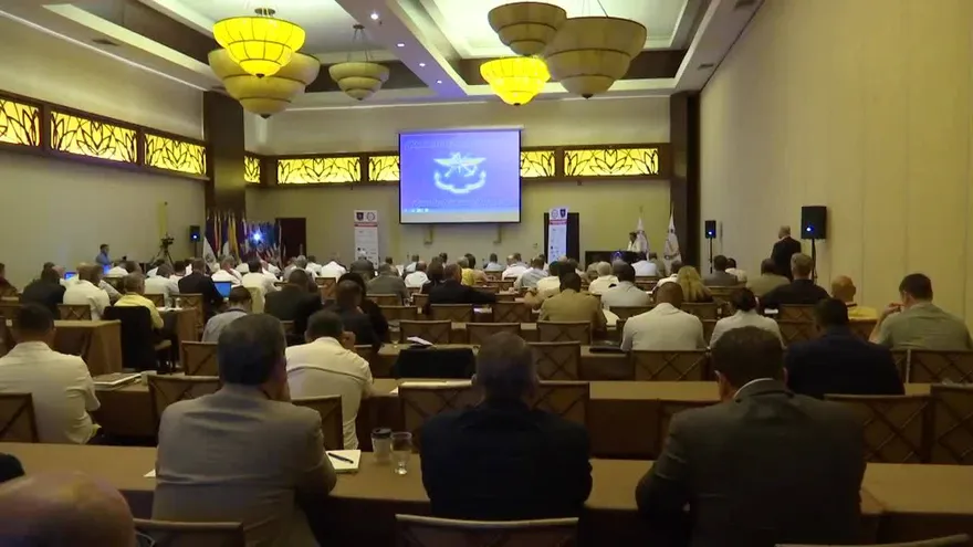 Panamá evalúa nuevas formas de combate al crimen en el mar