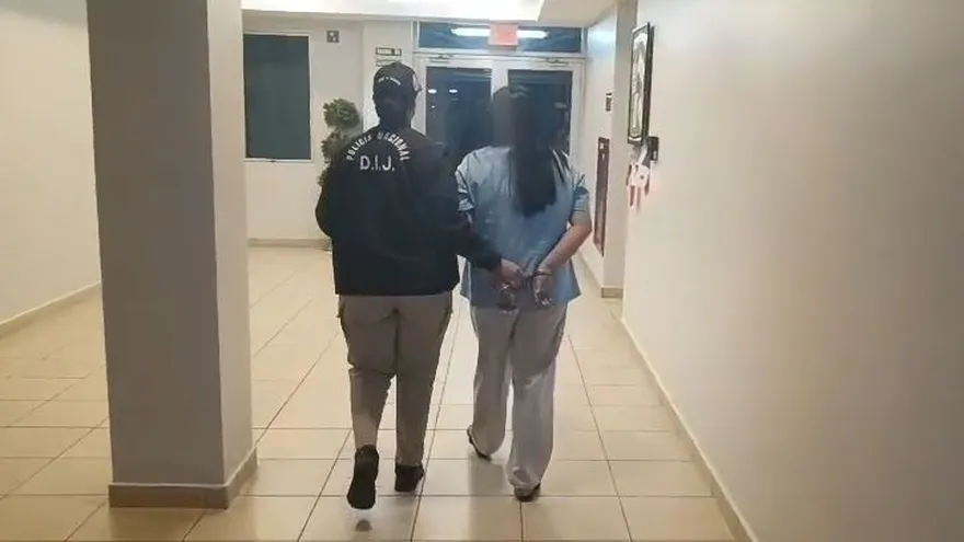 La mujer fue aprehendida en el Aeropuerto Internacional de Tocumen.