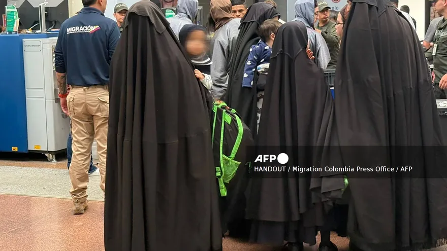 Colombia expulsó el lunes a nueve miembros de la secta judío ortodoxa Lev Tahor