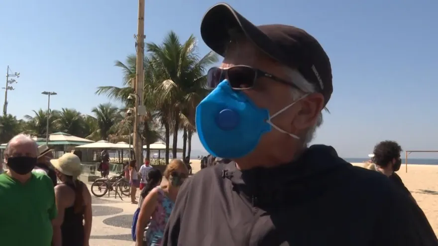 Lanzan mil globos en homenaje a los 100.000 muertos en Brasil durante la pandemia