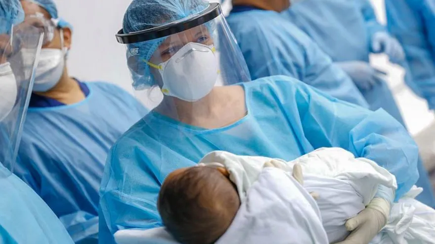 Las muertes por COVID-19 suman 16 en El Salvador y un bebé de seis meses sobrevive