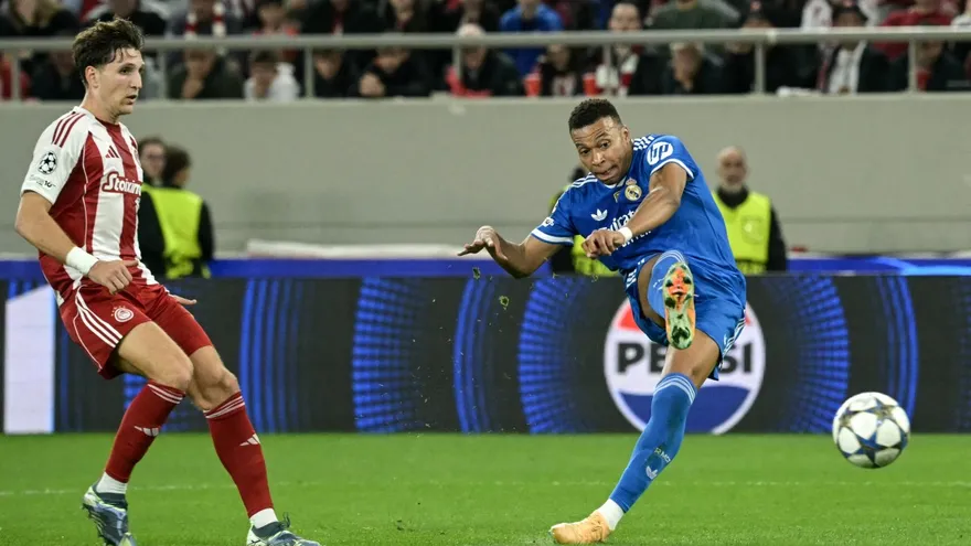 Kylian Mbappé anotó 4 goles
