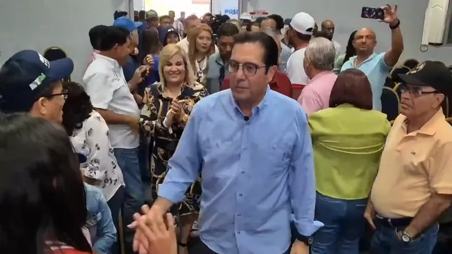 Martín Torrijos comparte con jóvenes universitarios en Chiriquí