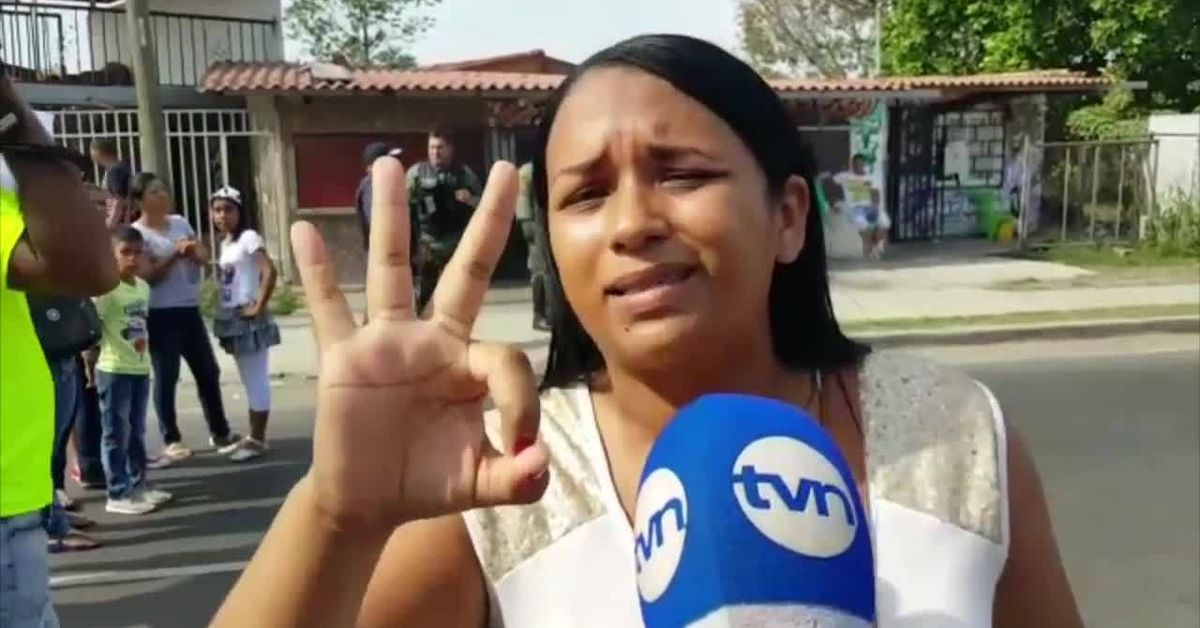 Padres de familia protestan por escuela a medio terminar en La Siesta ...