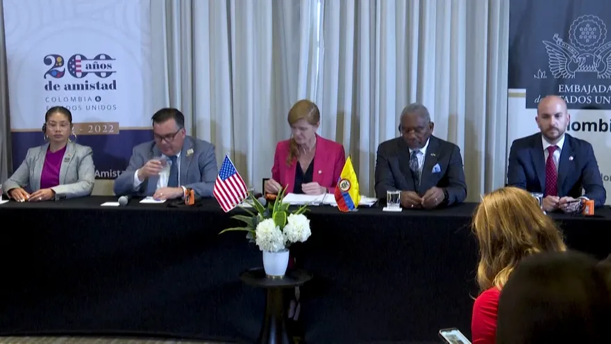 Estados Unidos está dispuesto a una "conversación abierta y honesta" con Colombia