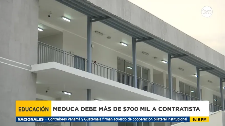 Escuela Ernesto T. Lefevre y ya presenta daño en menos de seis meses