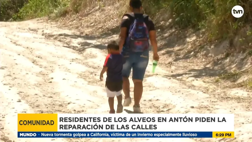 Moradores de comunidad en Antón preocupados por estado de calles