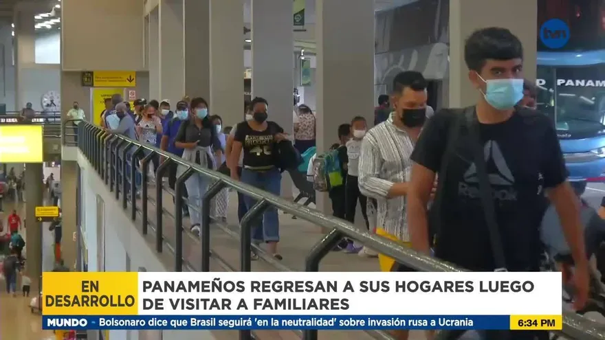 Muy pocas personas en la terminal de Albrook