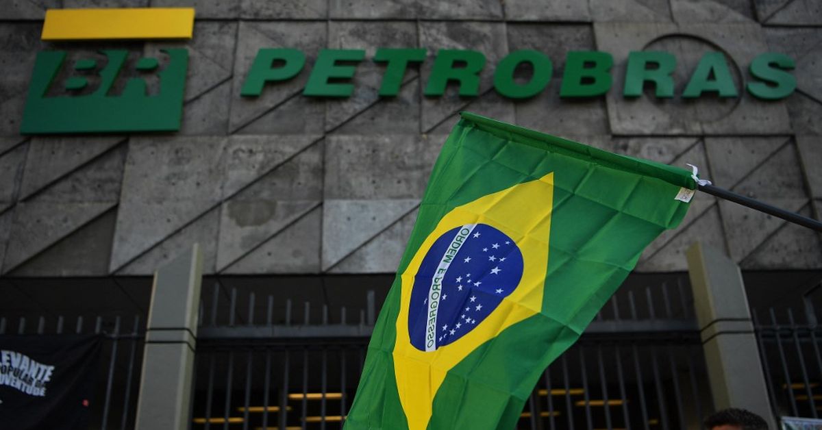 Precios de los combustibles impulsan la inflación en Brasil en marzo