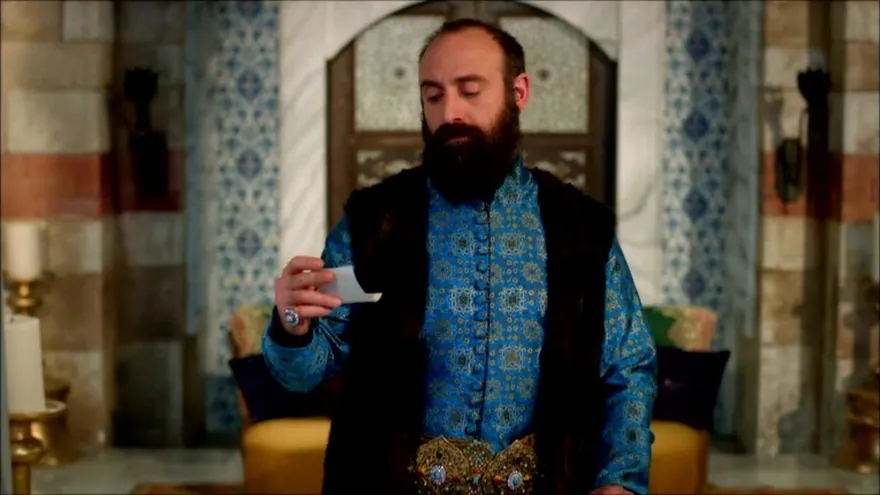 El Sultán capítulo 61