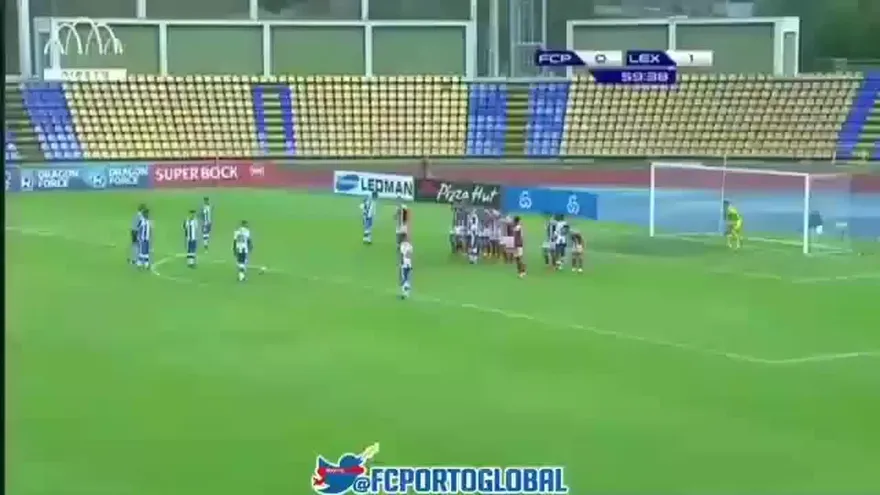 Gol de Ismael Díaz con el Porto B