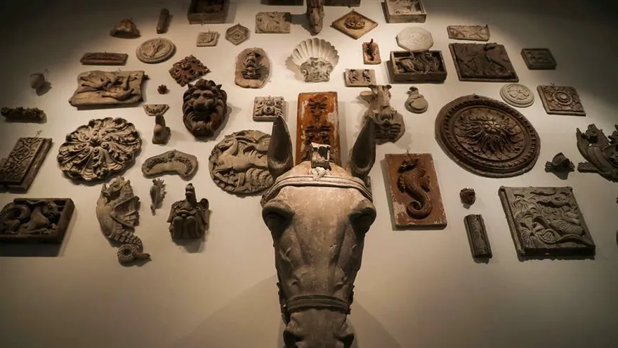 Una 'ópera grandilocuente' sobre la vida y obra de Vitale se exhibe en Uruguay