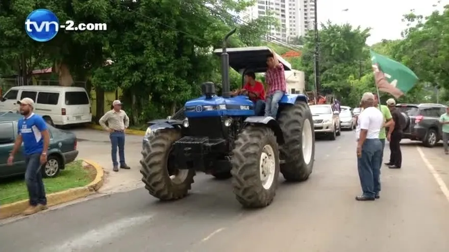 Estudiantes de ciencias agropecuarias de la UP piden al gobierno agilizar compra de terrenos para sus prácticas