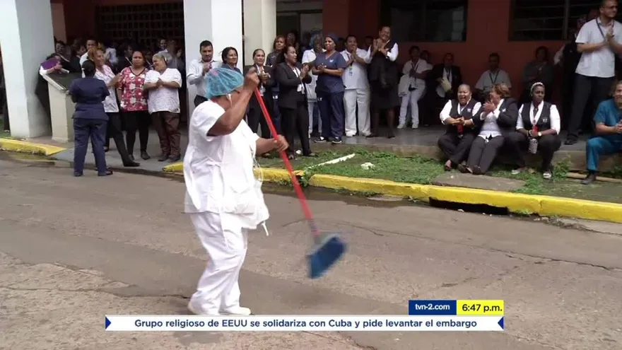 Trabajadores del Hospital Santo Tomás mantienen paro