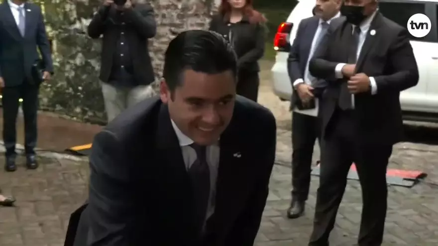 Carrizo hizo un llamado al diálogo por tema de medicamentos
