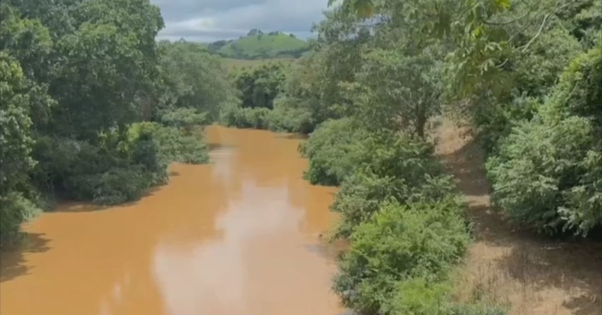 Contaminación del río Caimito amenaza abastecimiento de agua en Panamá Oeste