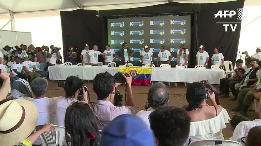 FARC da respaldo unánime a acuerdo de paz en Colombia