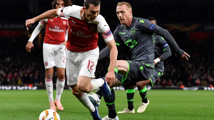 Arsenal y Chelsea avanzan ronda en la Europa League, Marsella eliminado