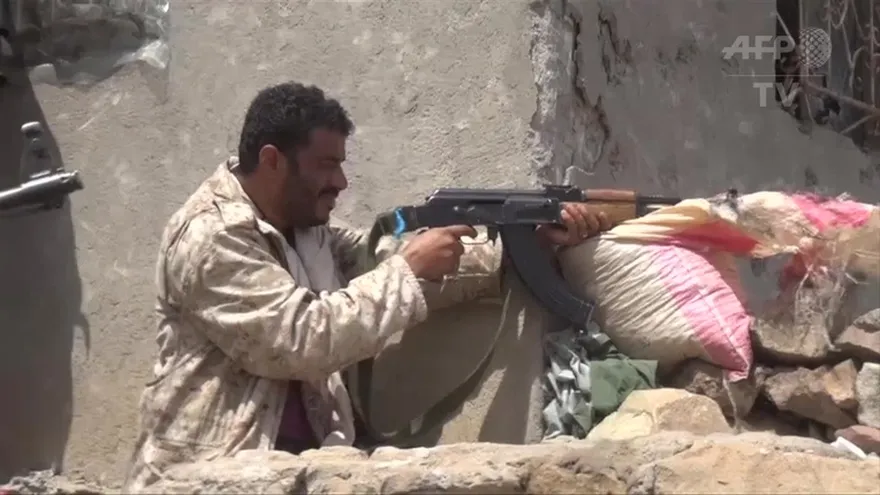 Fuerzas progubernamentales avanzan en el sur de Yemen