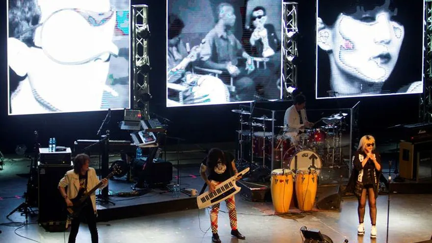 Blondie toca por primera vez en Cuba