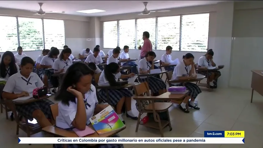 Meduca se prepara para la migración de estudiantes de escuelas privadas a públicas
