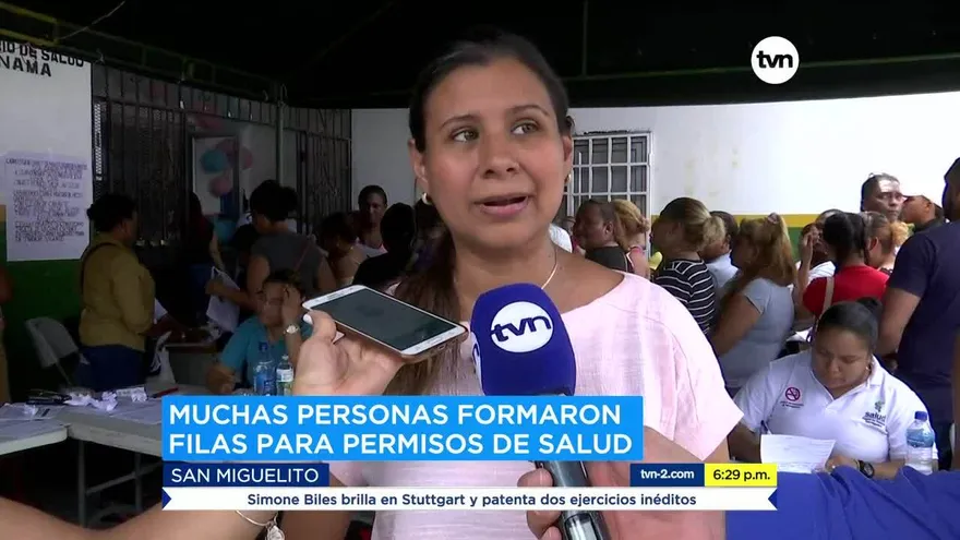 Manipuladores de alimentos actualizan documentos