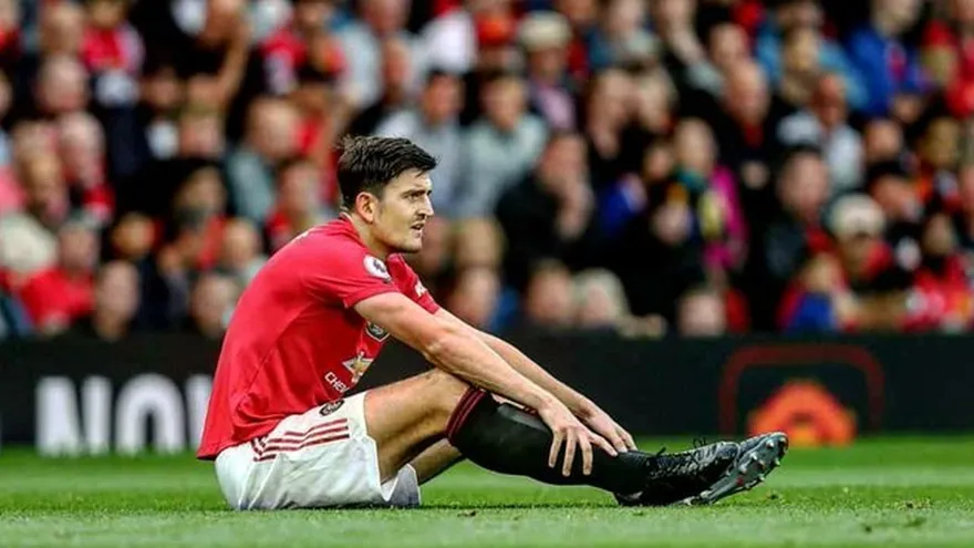 Dos policías griegos "esperan las disculpas" de Maguire