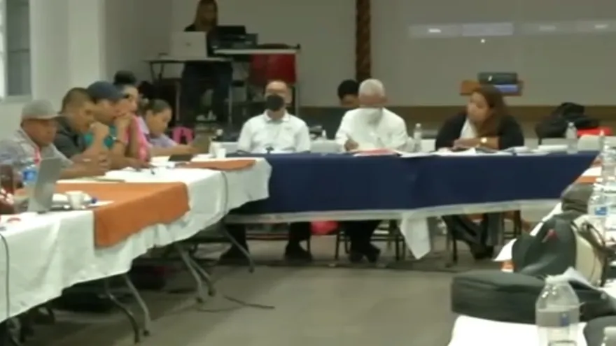 Siguen en discusión puntos en disenso sobre la canasta básica