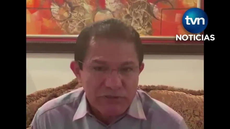 Personas que han recibido dosis completas de Pfizer y Moderna es seguro no usar mascarilla