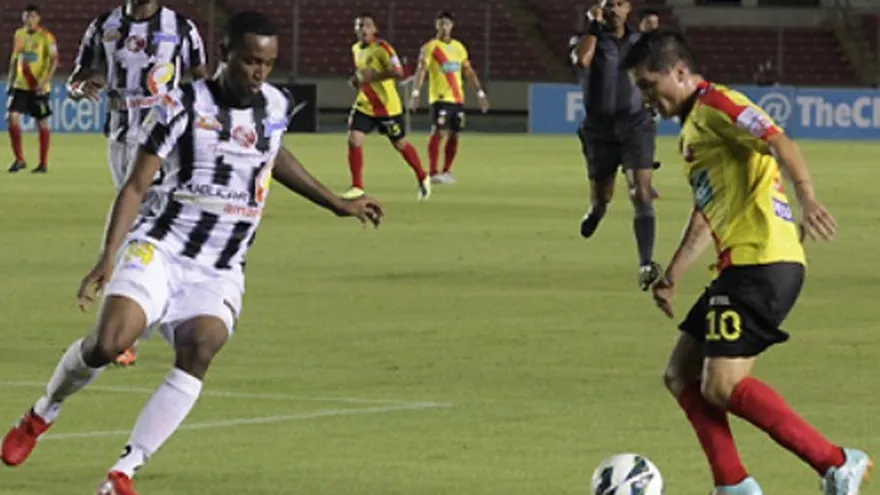 Un "bombazo" privó al Tauro de un resultado favorable