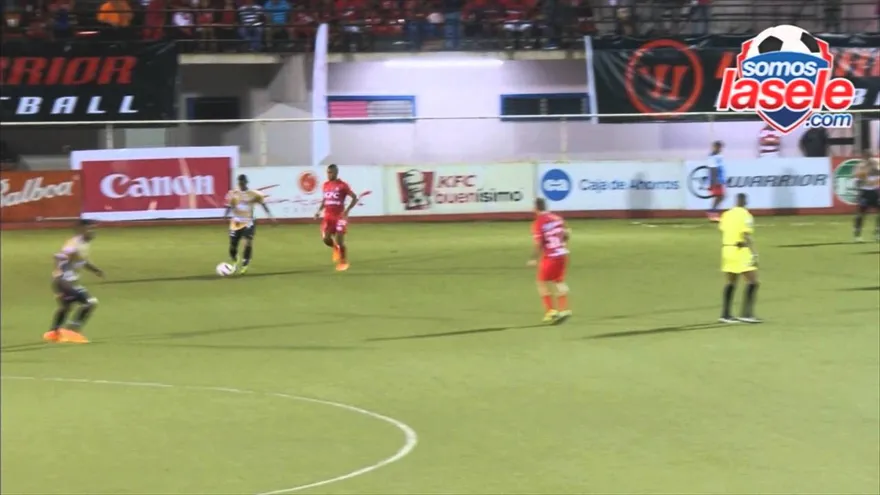 'Vamos de a poco' apunta el DT del Tauro FC Rolando Palma luego de empatar ante los monjes